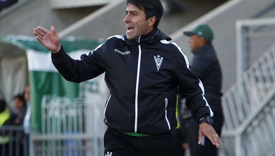 Moisés Villarroel asume la dirección técnica de Santiago Wanderers para liderar la "Operación Retorno"