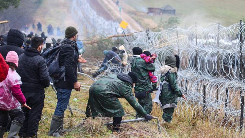 La escalada de tensión entre Polonia y Bielorrusia por la llegada masiva de migrantes a la frontera de la UE