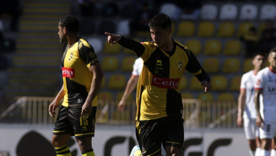 Coquimbo Unido goleó a Unión San Felipe y dio un tremendo paso para su regreso a Primera División