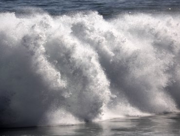 Emiten aviso de marejadas desde Pichilemu y Antofagasta durante este fin de semana