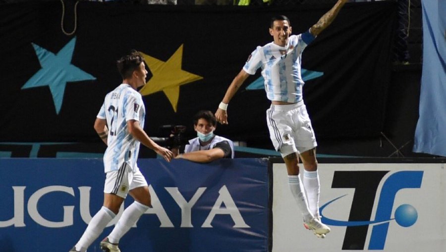 Argentina derrotó a Uruguay por la mínima y Chile mantiene el cuarto lugar en Clasificatorias