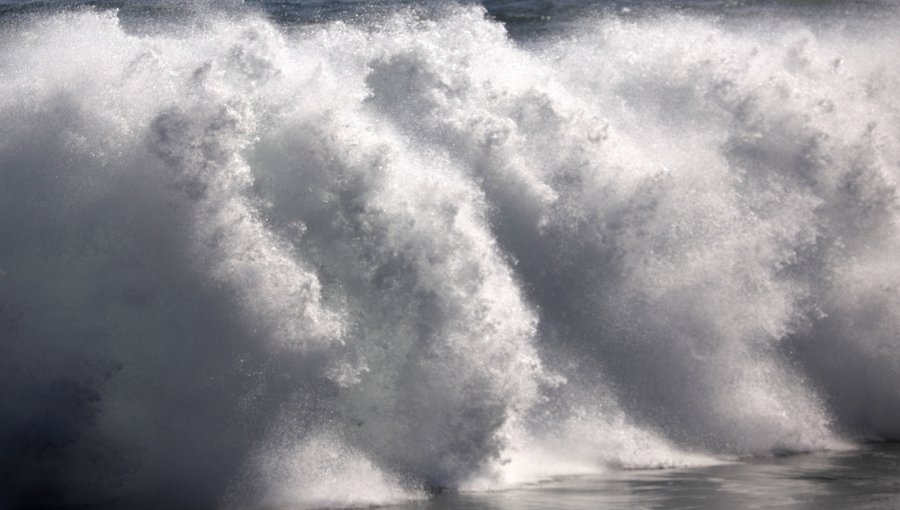 Emiten aviso de marejadas desde Pichilemu y Antofagasta durante este fin de semana