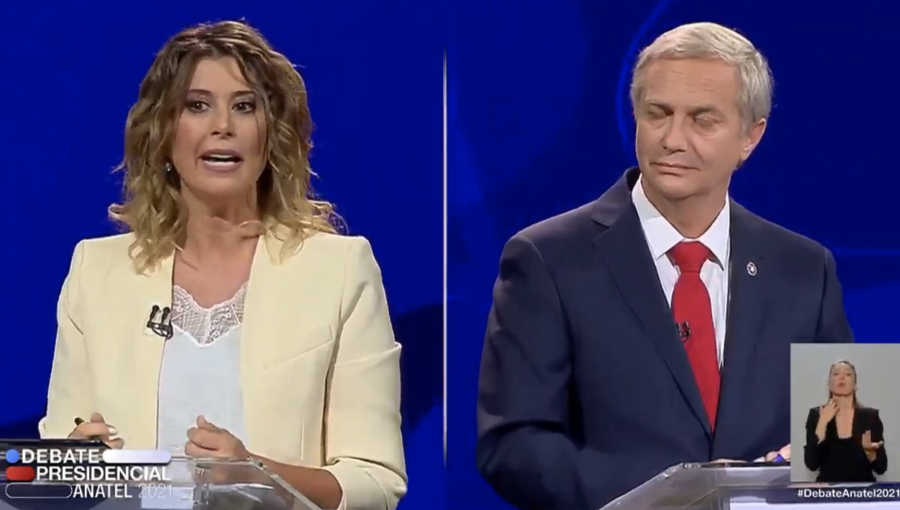 "¿Usted es casada?": José Antonio Kast y Macarena Pizarro protagonizan tenso momento