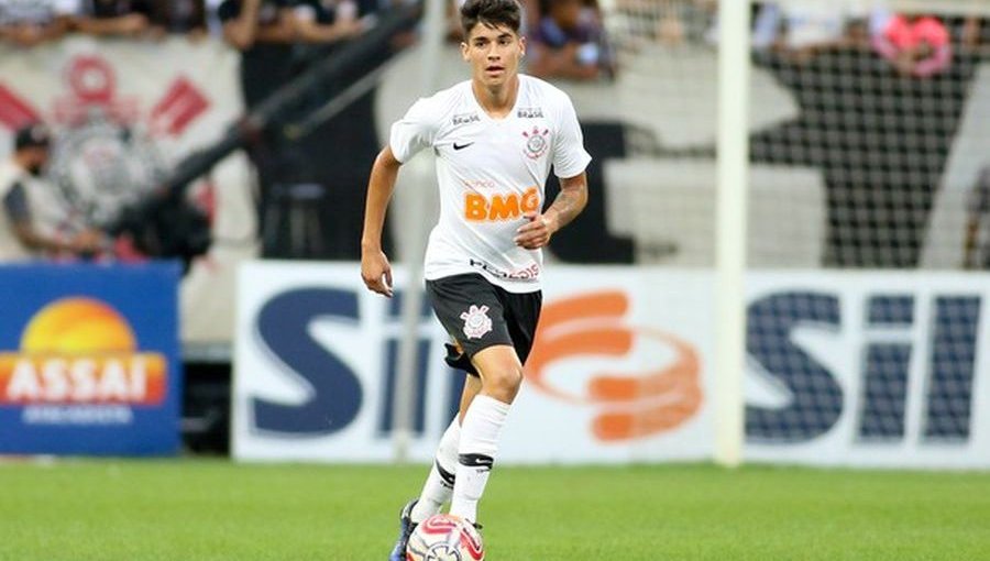 Ángelo Araos deja el Corinthians y se transforma en nuevo jugador del Necaxa