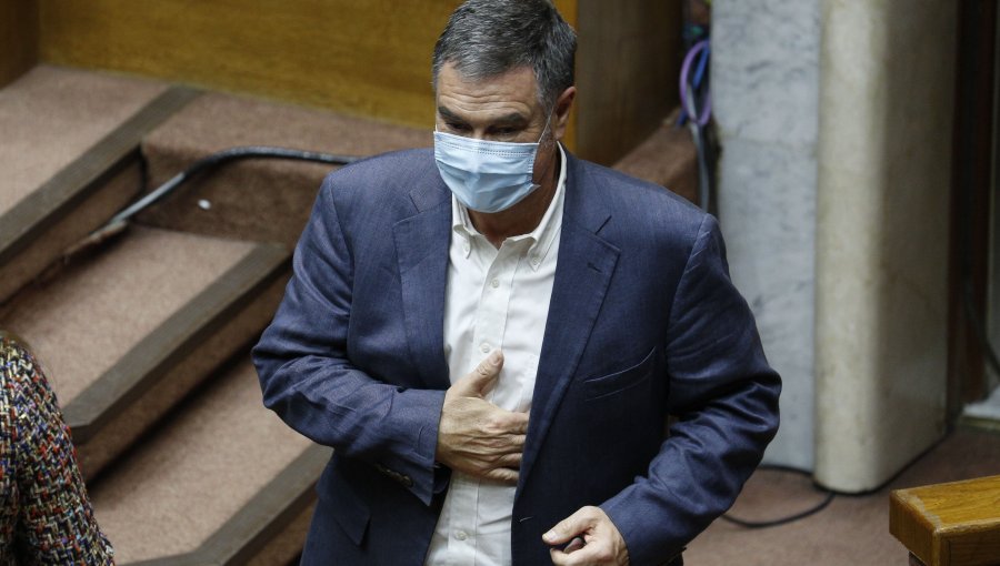 Senador Manuel José Ossandón se abstiene en votación de la acusación constitucional contra presidente Piñera