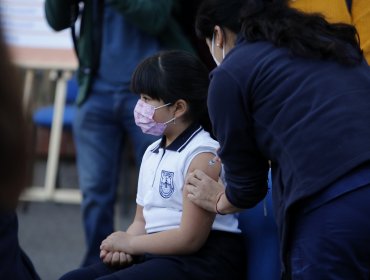 Hualpén: Menor de 9 años no puede vacunarse contra el Covid-19 por error del Minsal