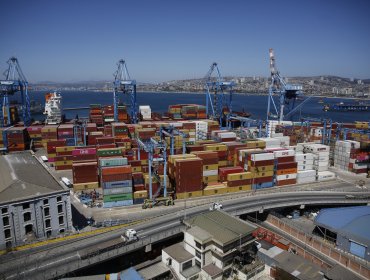 Puerto Valparaíso registra alza de 13% en transferencia de carga en los últimos 10 meses