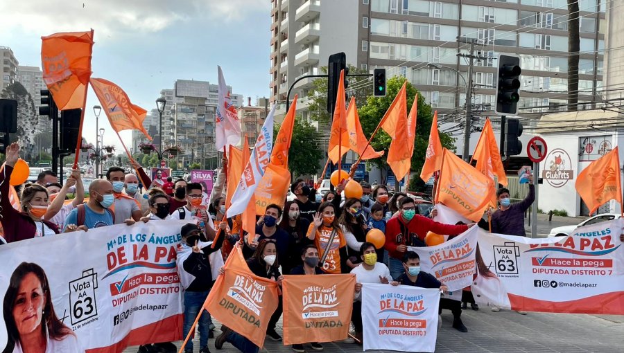 María de los Ángeles de La Paz cerró su campaña a diputada por el distrito 7 agradeciendo a sus adherentes: "Con ustedes ganaremos este domingo"