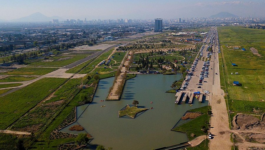 Parque Bicentenario de Cerrillos asoma como opción para Lollapalooza 2022