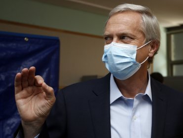 José Antonio Kast mantiene su ventaja por sobre Gabriel Boric con casi un 41% de las mesas escrutadas
