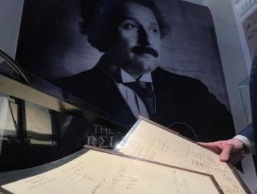 Manuscrito de la Teoría de la relatividad de Einstein alcanza un precio récord en una subasta