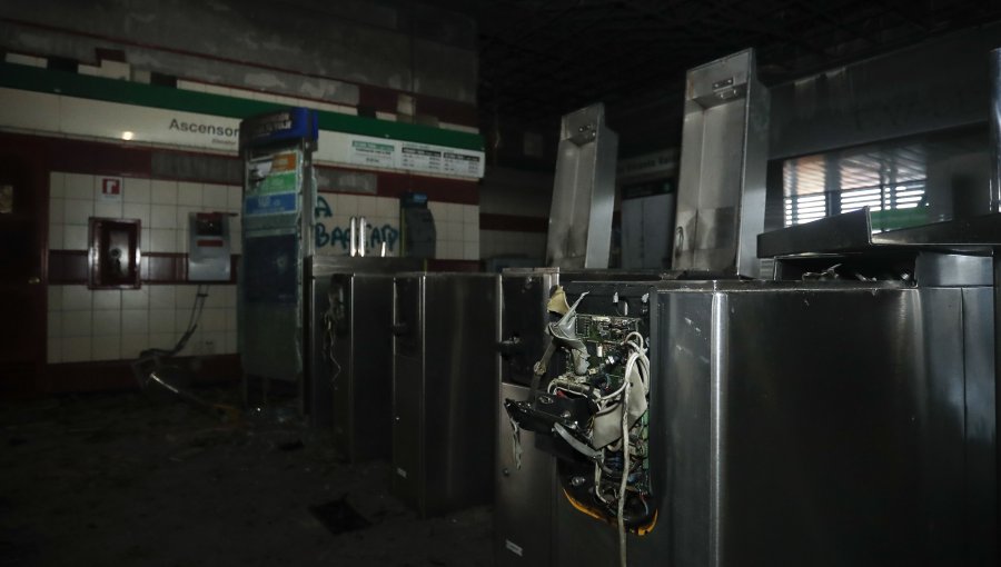 Corte Suprema confirma condena contra adolescente por incendio en la estación Pedrero del Metro