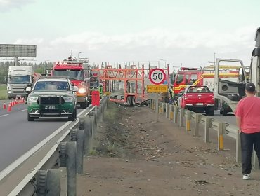 Accidente de tránsito deja al menos un fallecido y dos heridos en la ruta 5 Sur en La Araucanía