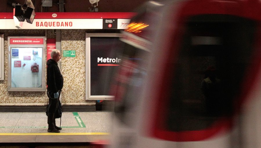 Linea 1 del Metro de Santiago presentó problemas de funcionamiento