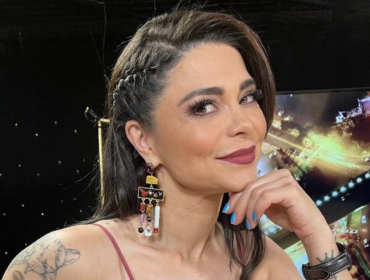Antonella Ríos le da la bienvenida a diciembre con sensual fotografía en ropa interior