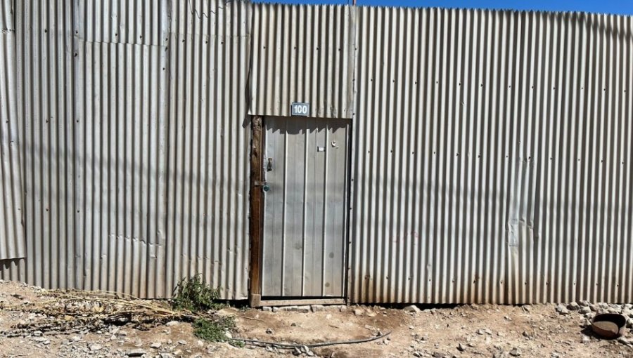 Rescatan a niños de 4 y 5 años que fueron abandonados y encerrados dentro de una vivienda en Copiapó