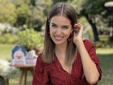 Millaray Viera encanta en redes sociales con fotografía de su etapa escolar