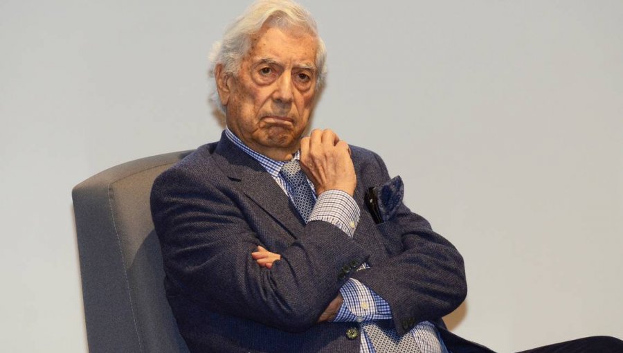 Vargas Llosa entre su respaldo a Kast y asegura que si gana Boric "sería una tragedia para América Latina"