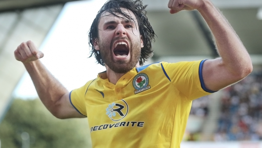 Especialista en fichajes cree que Ben Brereton partirá al Leeds United de Bielsa