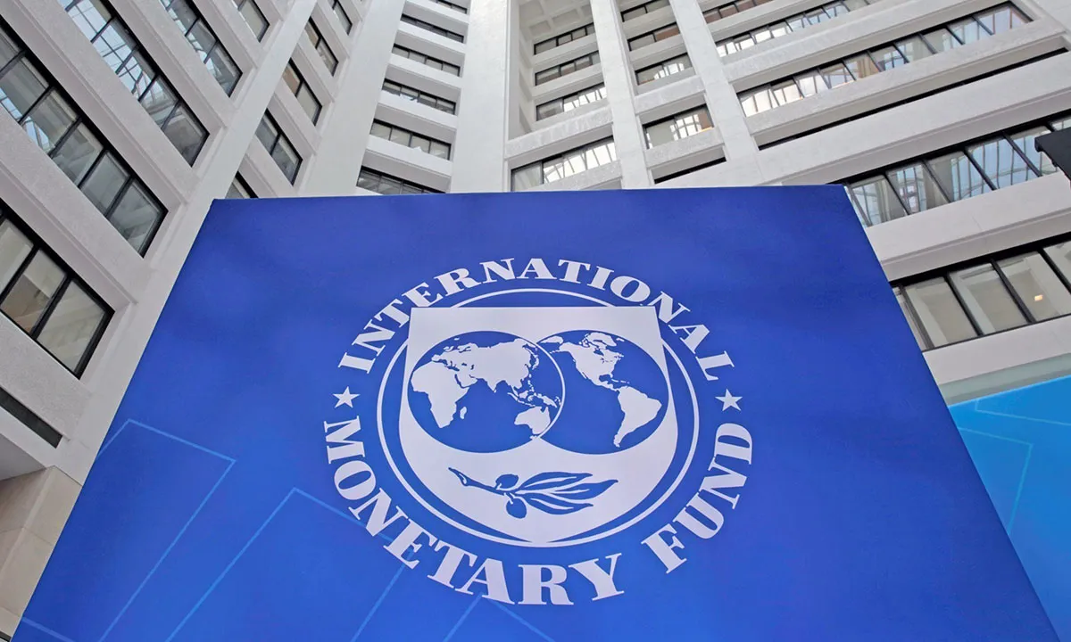 FMI recomendó detener retiros de la AFP y destacó respuesta del sistema financiero chileno a la crisis social y pandemia