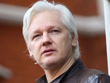 Justicia británica abre la puerta a la extradición de Julian Assange a Estados Unidos