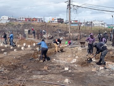 Comenzaron las labores de remoción de escombros en Castro tras violento incendio