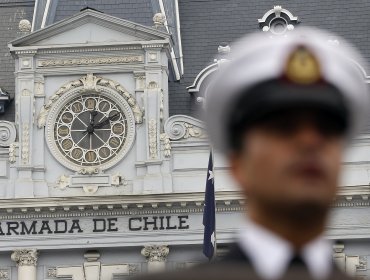 Iquique: Cinco funcionarios de la Armada son acusados de violar a una conscripta