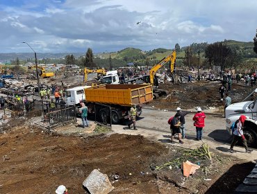Encuentran restos biológicos y evidencia de alcohol y tabaco cerca del origen del mega incendio de Chiloé