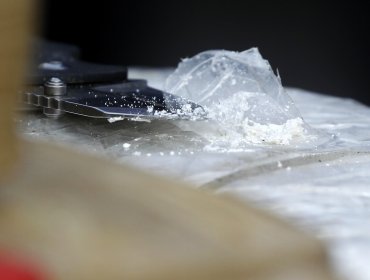 Detienen a matrimonio por mantener en su poder más de mil dosis de cocaína en Los Ángeles