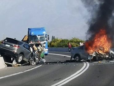 Violenta colisión frontal entre automóvil y SUV deja una persona fallecida en ruta Los Andes - San Felipe