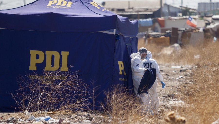 Vecinos de Maipú encuentran cuerpo sin vida de hombre en sitio eriazo del sector Aguada Sur