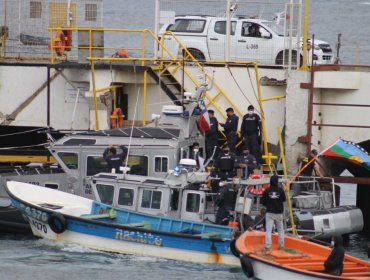Pescadores de Quintero llegan a acuerdo con ENAP y levantan bloqueo a la entrada y salida de buques