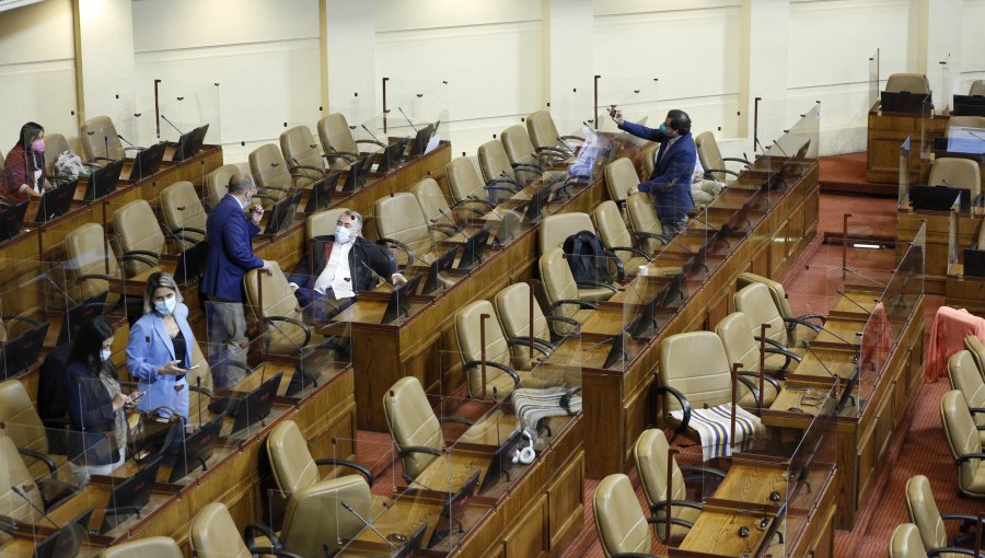 Los 10 diputados de la región de Valparaíso que aportaron al fracaso de la sesión del miércoles en la Cámara y que deberán pagar multa