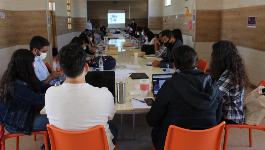 Con jornada participativa, áreas de Salud y Educación de la Municipalidad de Villa Alemana fortalecen trabajo conjunto