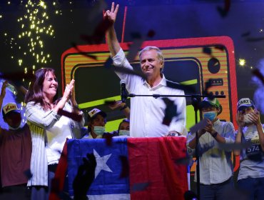 José Antonio Kast en su cierre de campaña afirma que "el domingo vamos a ganar" y que Chile "no será jamás un país marxista y comunista"