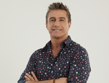 Fernando Solabarrieta encendió las redes sociales con osado cambio de look