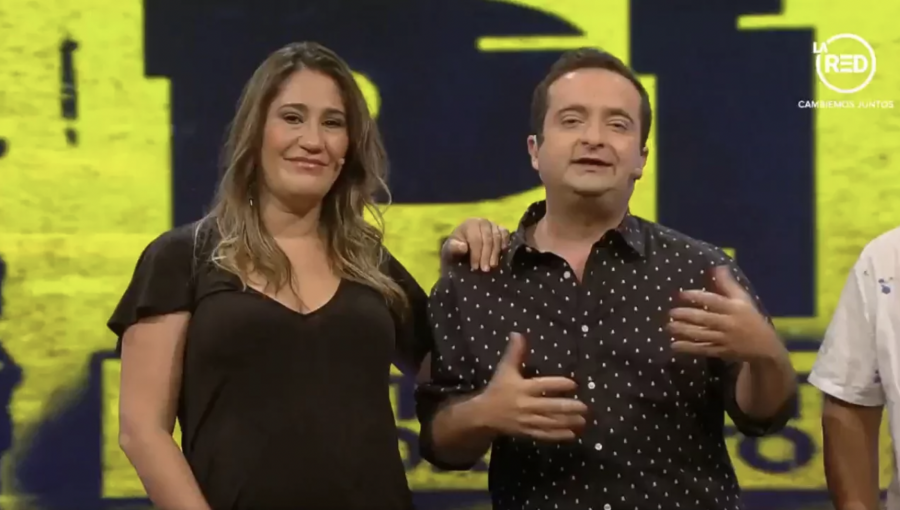 Entre lágrimas, Belén Mora y Francisco “Toto” Acuña despidieron primera temporada de “Políticamente Incorrecto”