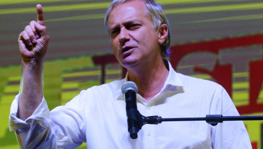 Kast agradece apoyo de Parisi: "Todos queremos un Chile mejor, un Chile en paz"