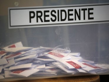 Hombre se llevó su voto desde la Scuola Italiana de Valparaíso: Carabineros dio cuenta del hecho a Fiscalía