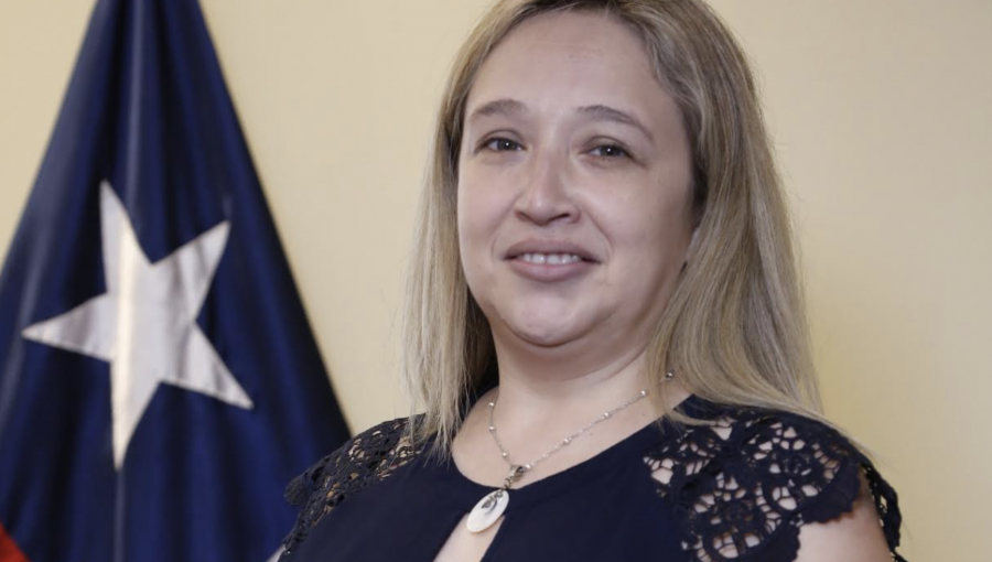 Desvinculada y demandada por presentar título adulterado: la sombra que persigue a la recién asumida Consejera Regional de San Felipe