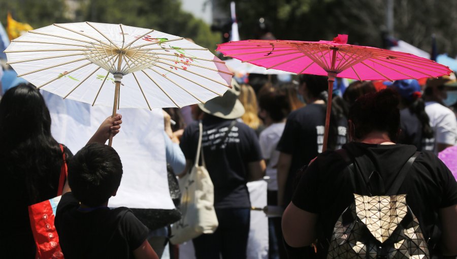 Emiten aviso de "altas temperaturas" para nueve regiones del país: Máximas alcanzarían los 36°