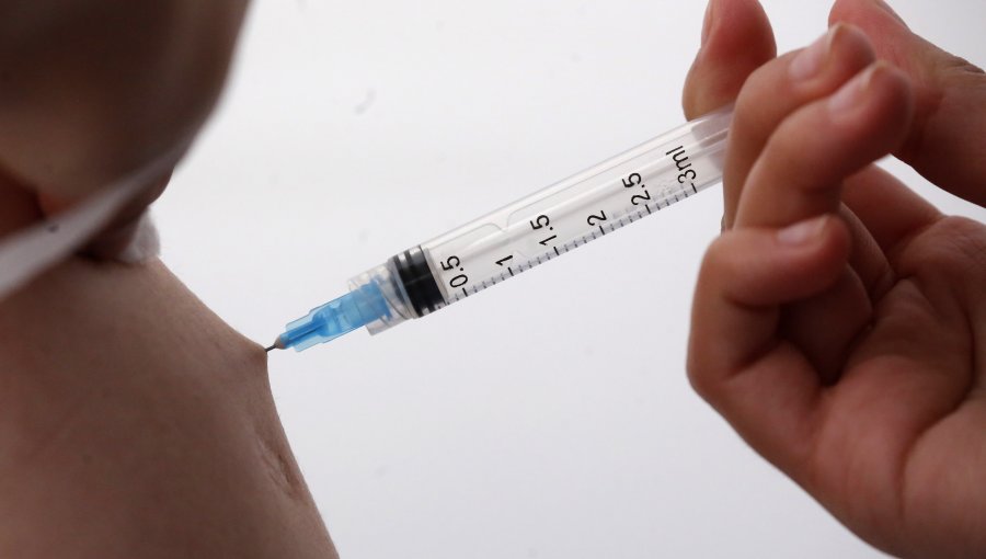 Cuarta dosis de la vacuna contra el Covid-19 comenzará a aplicarse en la segunda quincena de febrero