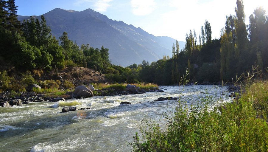 Declaran Alerta Temprana Preventiva para toda la región Metropolitana por turbidez del río Maipo