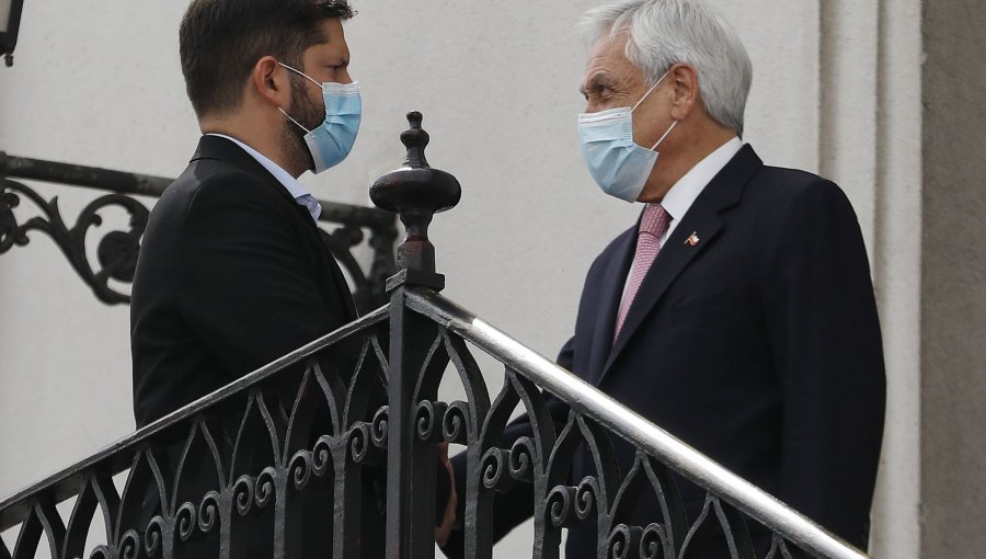 Presidente Piñera invitó a Gabriel Boric a su última gira a Colombia