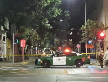 Reportan fuerte explosión en el frontis de la Dirección General de Gendarmería en Santiago