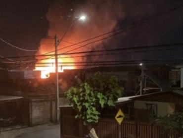 Incendio dejó a una persona muerta y dos casas destruidas en San Bernardo