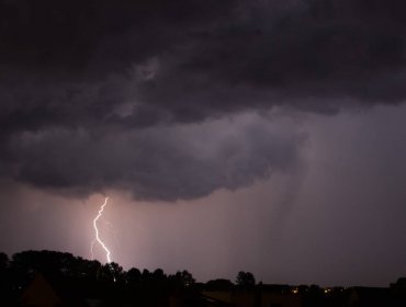 Declaran Alerta Temprana Preventiva para ocho comunas de la región de O'Higgins por tormentas eléctricas