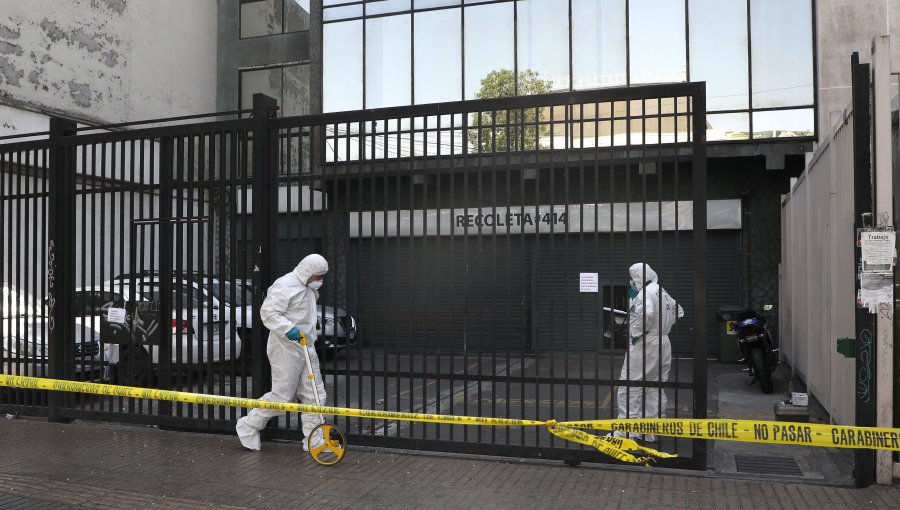 Nuevo ataque a dependencias de Gendarmería: lanzan bombas molotov a Centro de Reinserción Social en Recoleta