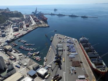 Agunsa anuncia que invertirá 15 millones de dólares en el espigón del puerto de Valparaíso