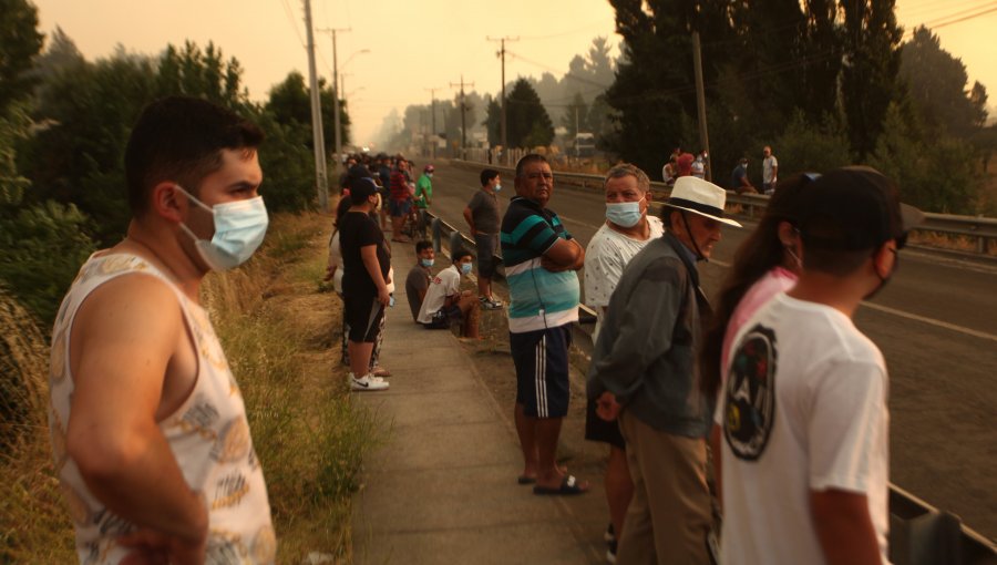 Comenzó a llegar la ayuda para los damnificados del incendio forestal en Quillón